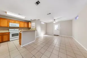 614 Foster St, Tomball, TX 77375 - Photo 6