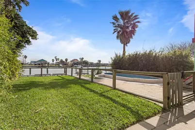 726 91st Street, Galveston, TX 77554 - Photo 34