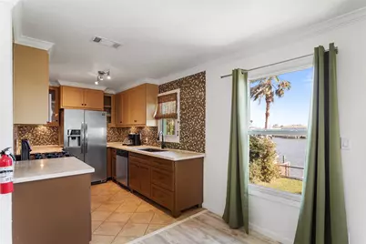 726 91st Street, Galveston, TX 77554 - Photo 30