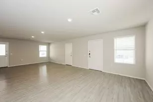 13411 Ashworth Blvd, San Antonio, TX 78221 - Photo 4