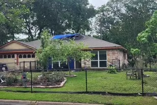 8719 James Ln, Hitchcock, TX 77563 - Photo 2