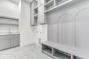 6911 Hartland Ave, Houston, TX 77055 - Photo 26