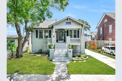 3921 Avenue P 1/2, Galveston, TX 77550 - Photo 1