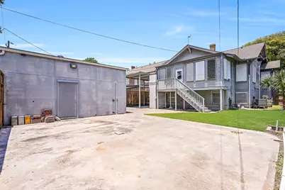 3921 Avenue P 1/2, Galveston, TX 77550 - Photo 32