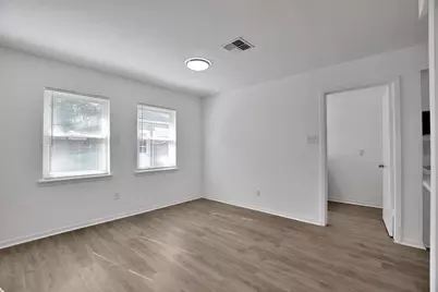 10513 Moorberry Lane, Houston, TX 77043 - Photo 12