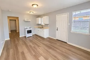 4315 Chapman St, Hockley, TX 77009 - Photo 2