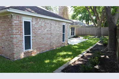 11407 Briar Rose Drive, Houston, TX 77077 - Photo 38