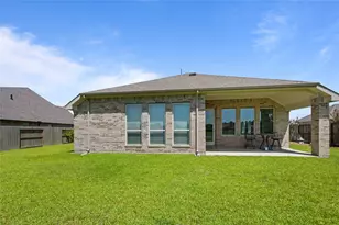 15322 Lake Front Dr, Mont Belvieu, TX 77523 - Photo 38