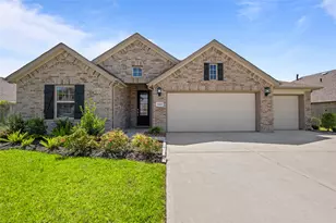 15322 Lake Front Dr, Mont Belvieu, TX 77523 - Photo 1