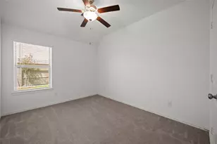 15322 Lake Front Dr, Mont Belvieu, TX 77523 - Photo 26