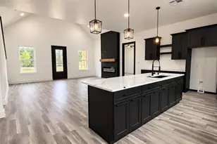 12511 Patridge Cir, Pinehurst, TX 77362 - Photo 6