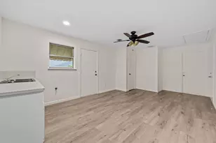 8022 Bayside Blvd, Beach City, TX 77523 - Photo 28