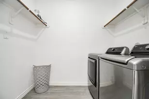 8406 Parnell St, Houston, TX 77051 - Photo 38
