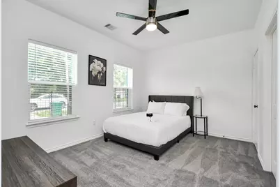 8406 Parnell Street #A/B, Houston, TX 77051 - Photo 26