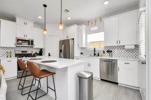 8406 Parnell St, Houston, TX 77051 - Photo 4