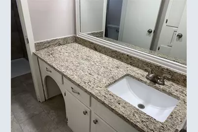 10122 Shadow Wood Drive #12, Houston, TX 77043 - Photo 14