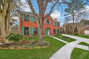 810 Noble Springs Rd, Houston, TX 77062 - Photo 2