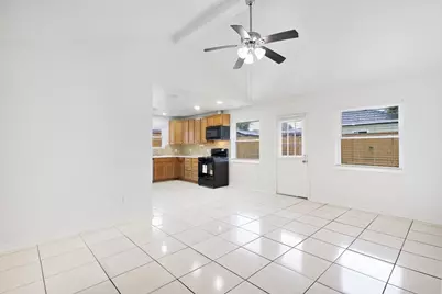 1303 Gamma Street, Pasadena, TX 77504 - Photo 4