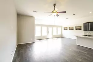 12519 Tamaron Dr, Texas City, TX 77568 - Photo 4