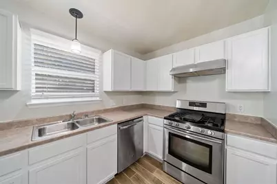 11950 Rolling Stream Drive, Tomball, TX 77375 - Photo 6