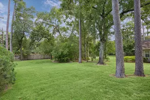 711 Echo Ln, Houston, TX 77024 - Photo 2