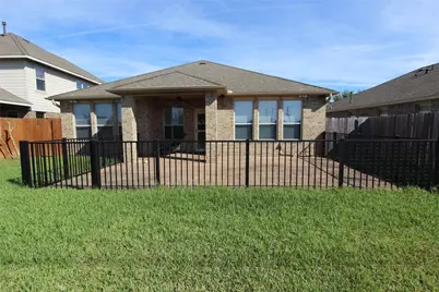 3205 Granite Gate Lane, Dickinson, TX 77539 - Photo 2