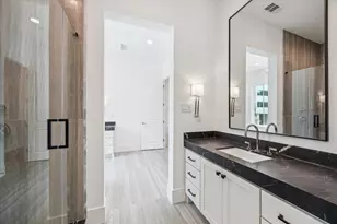 5 Wentworth Green Wy, Houston, TX 77027 - Photo 22