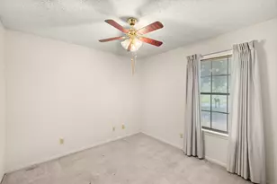 308 Hospital Dr, Buffalo, TX 75831 - Photo 14