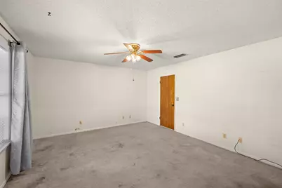 308 Hospital Drive, Buffalo, TX 75831 - Photo 10