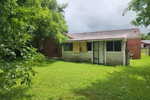 5707 Groveton St, Houston, TX 77033 - Photo 6