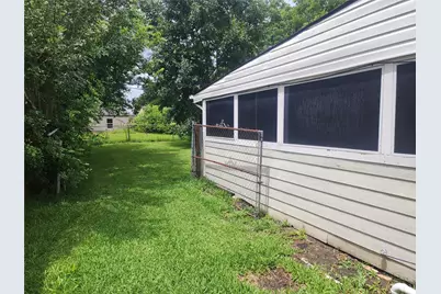 5707 Groveton Street, Houston, TX 77033 - Photo 4