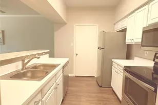 2475 Underwood St, Houston, TX 77030 - Photo 4