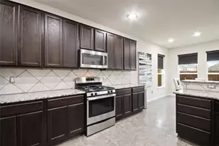 17922 Silver Bend Dr, Humble, TX 77346 - Photo 14