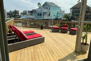 107 Bamaku Bend, Tiki Island, TX 77554 - Photo 14