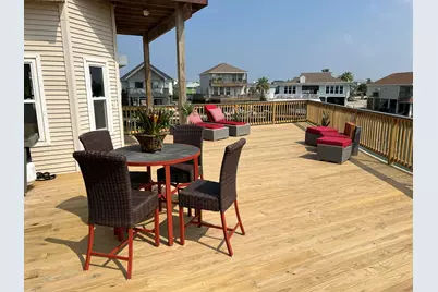 107 Bamaku Bend, Tiki Island, TX 77554 - Photo 14