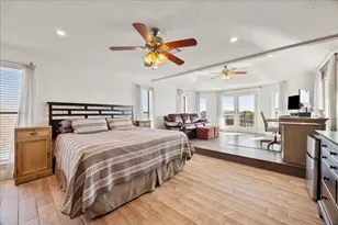 107 Bamaku Bend, Tiki Island, TX 77554 - Photo 20