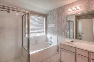 19223 Twin Buttes Dr, Tomball, TX 77375 - Photo 10