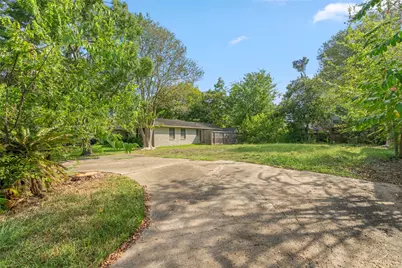 5517 Newcastle Street, Bellaire, TX 77401 - Photo 6