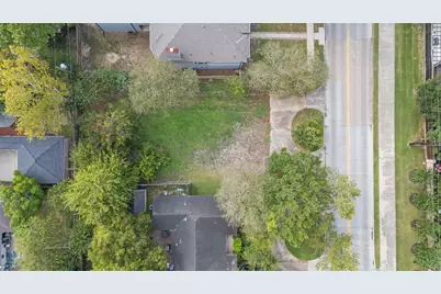 5517 Newcastle Street, Bellaire, TX 77401 - Photo 2
