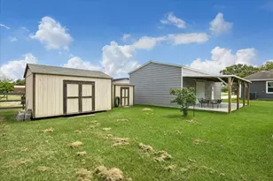 4726 Smith Rd, Alvin, TX 77511 - Photo 22
