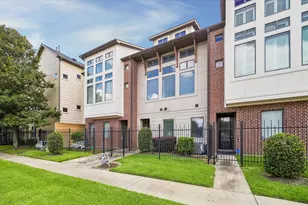 2848 Leeland St, Houston, TX 77003 - Photo 2