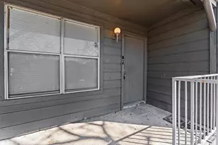 7200 Clarewood Dr, Houston, TX 77036 - Photo 4