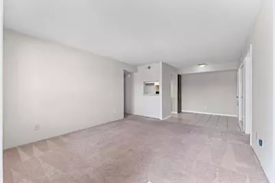 7200 Clarewood Drive #1805, Houston, TX 77036 - Photo 4