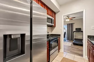 9707 Richmond Ave, Houston, TX 77042 - Photo 18
