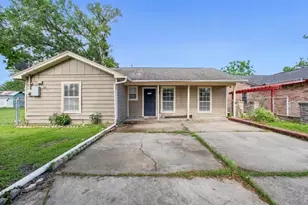 1911 Thonig Rd, Houston, TX 77055 - Photo 2