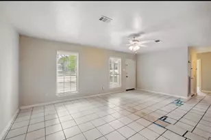 1911 Thonig Rd, Houston, TX 77055 - Photo 12