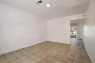 12639 Chiswick Rd, Houston, TX 77047 - Photo 2
