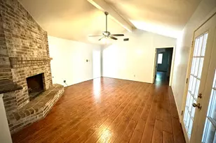 18 Brookflower Rd, The Woodlands, TX 77380 - Photo 6
