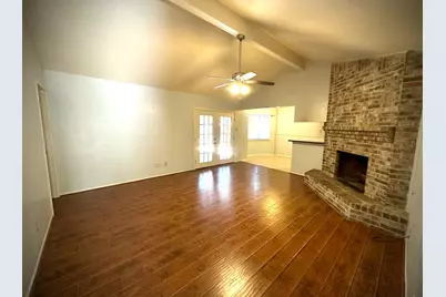 18 Brookflower Road, The Woodlands, TX 77380 - Photo 4