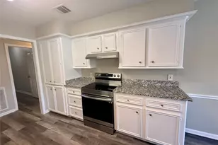1719 Cantrell Blvd, Conroe, TX 77301 - Photo 10